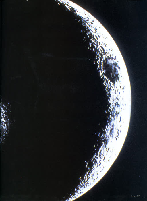 Reportaje sobre el arte espacial, pM (Arnoldo Mondadori, Milán), febrero de 1987, página 5